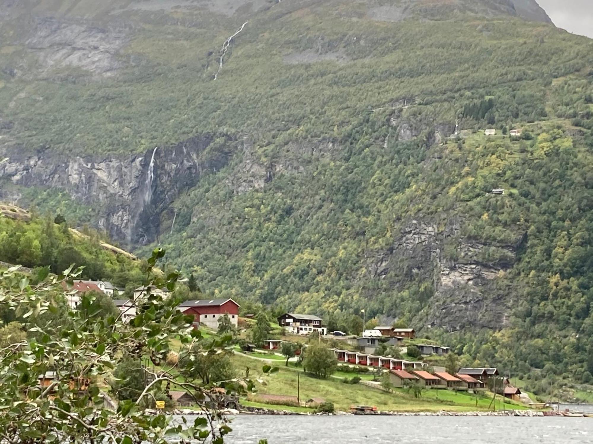 Fjorden Campinghytter Geiranger Esterno foto